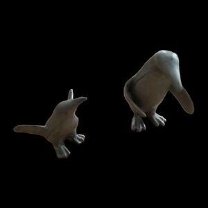 Vintage SPOONTIQUES Pewter 2 PENGUINS Mini figurines Pre-Owned 1½" & 1"